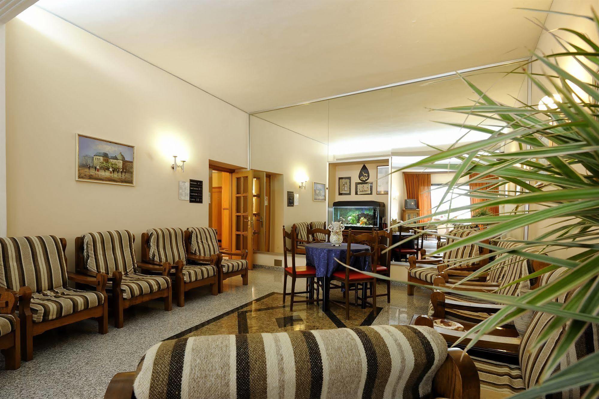 Hotel Bertusi Porretta Terme Buitenkant foto