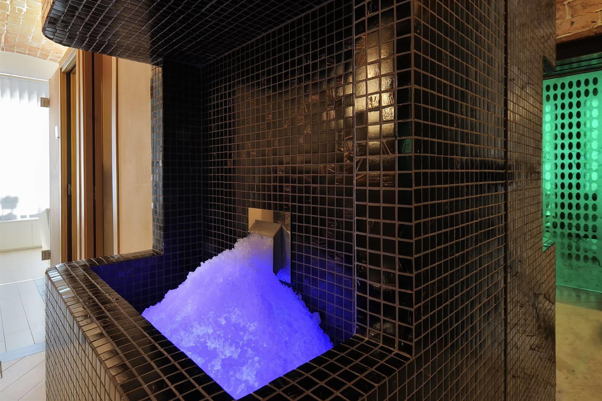 Hotel Bertusi Porretta Terme Buitenkant foto