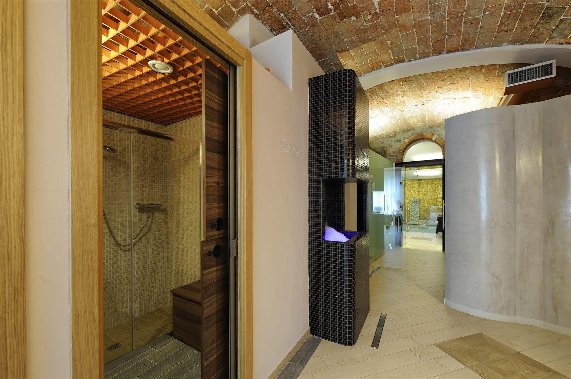 Hotel Bertusi Porretta Terme Buitenkant foto