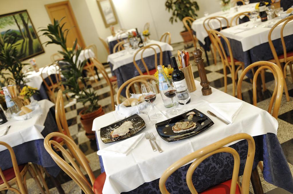 Hotel Bertusi Porretta Terme Buitenkant foto
