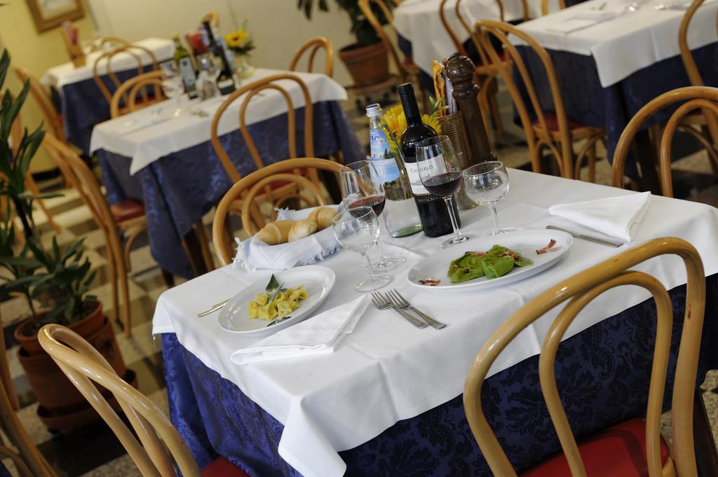 Hotel Bertusi Porretta Terme Buitenkant foto